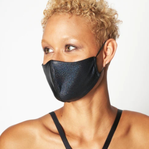 🎁Set of 4 Shimmering Heroine Sport Face Masks - Picture 3 of 6